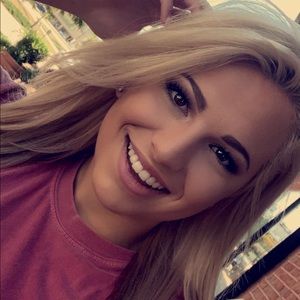 Meet your Posher, Alyssa